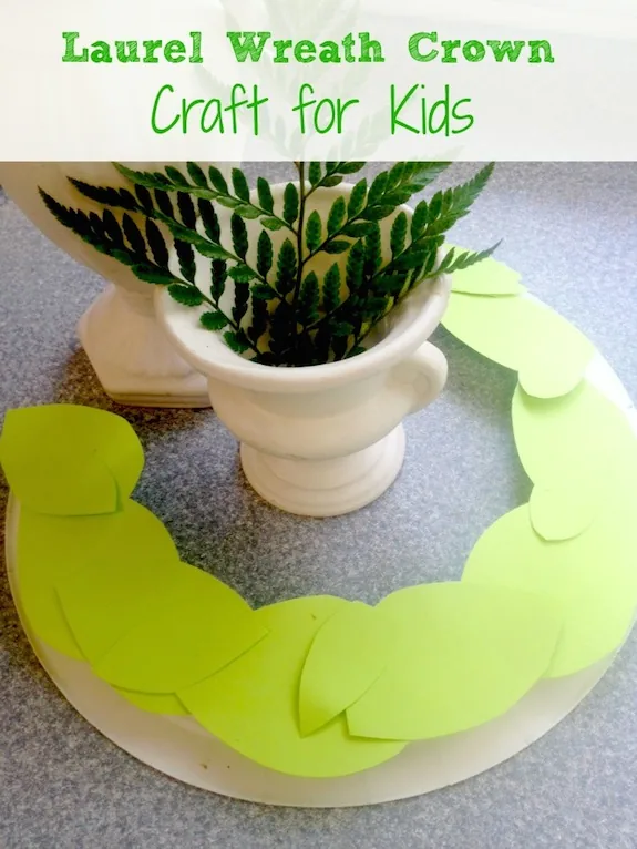 Paper laurel wreath