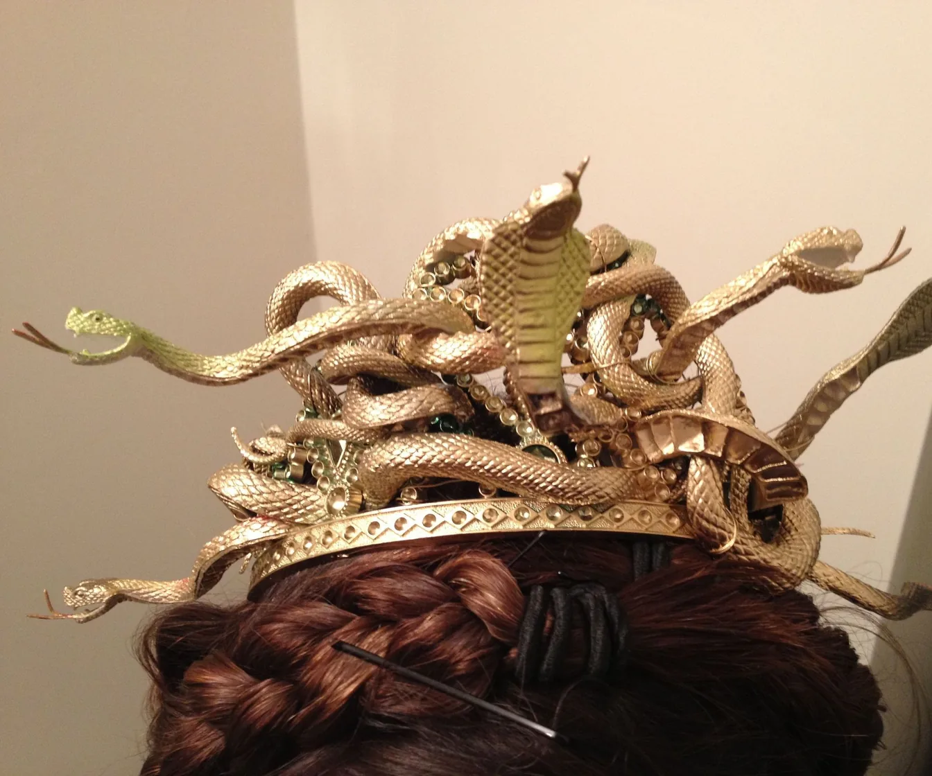 Medusa crown